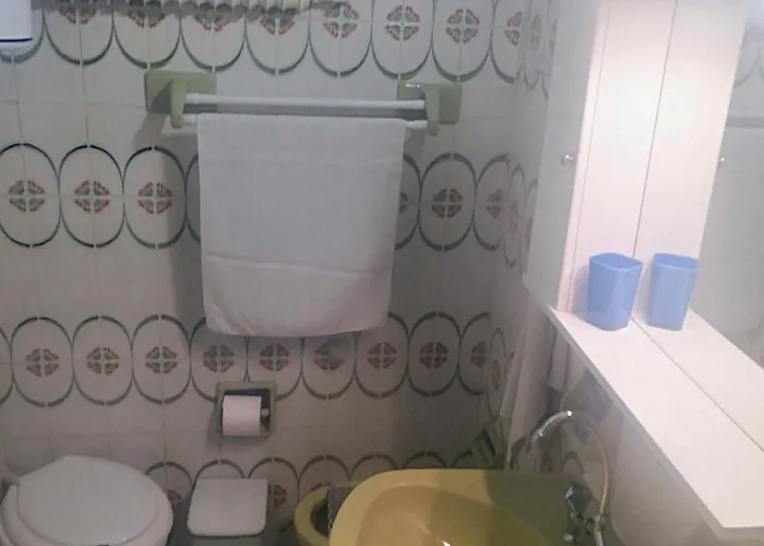 Apartment άνετο ισόγειο με αυλή *