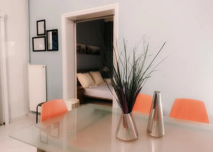 Apartment άνετο ισόγειο με αυλή