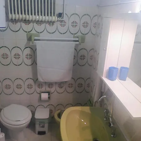 公寓 Spacious Apartment With Patio *