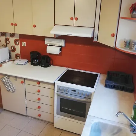 Appartement Άνετο ισόγειο διαμέρισμα με αυλή 3*