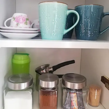 Άνετο ισόγειο διαμέρισμα με αυλή