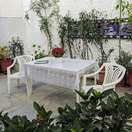 Άνετο ισόγειο διαμέρισμα με αυλή Appartement 3*