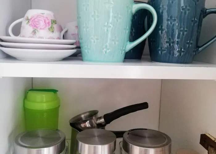 Άνετο Ισόγειο Διαμέρισμα Με Αυλή * Volos